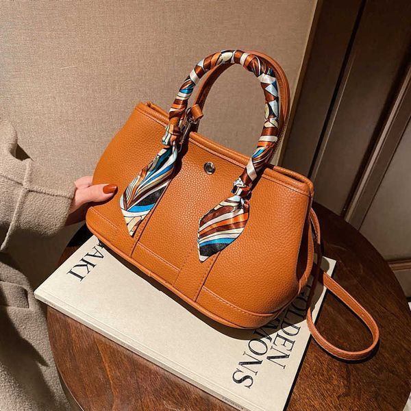 luxurious designer herme bags baroness foreign style small female 2022 fashionable new fashion atmospheric hand net red single shoulder cros
luxurious designer herme bags baroness foreign style small female 2022 fashionable new fashion atmospheric hand net red single shoulder cros