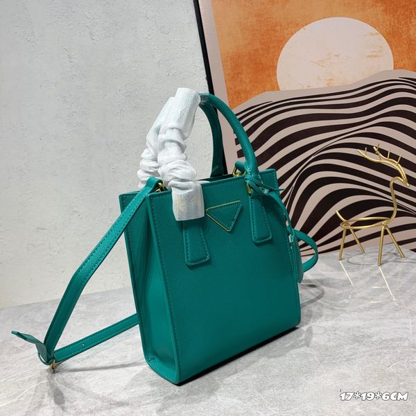 fasion designer totes bags woman classic genuine leathe shoulder luxurys handbags ladies casual big purse handbag lapbags wholesale 19cm
fasion designer totes bags woman classic genuine leathe shoulder luxurys handbags ladies casual big purse handbag lapbags wholesale 19cm