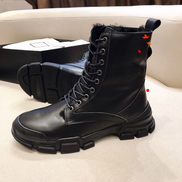 with box 2023 women designer boots desert boot diamond bee embroidery stars leather medal coarse non-slip winter shoes size eu35-40 -k0048, Black
with box 2023 women designer boots desert boot diamond bee embroidery stars leather medal coarse non-slip winter shoes size eu35-40 -k0048, Black
