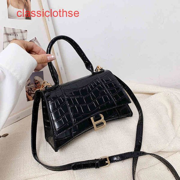 designer balencaigs hourglass shoulder bags outlet uk net red bag women's 2022 summer fashion crocodile texture handbag bag
designer balencaigs hourglass shoulder bags outlet uk net red bag women's 2022 summer fashion crocodile texture handbag bag