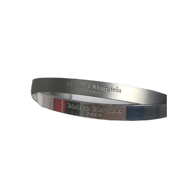 margielaexquisite accessories open letter titanium steel men and women with the same mm6 couple hard body bracelet jewelry, Black
margielaexquisite accessories open letter titanium steel men and women with the same mm6 couple hard body bracelet jewelry, Black