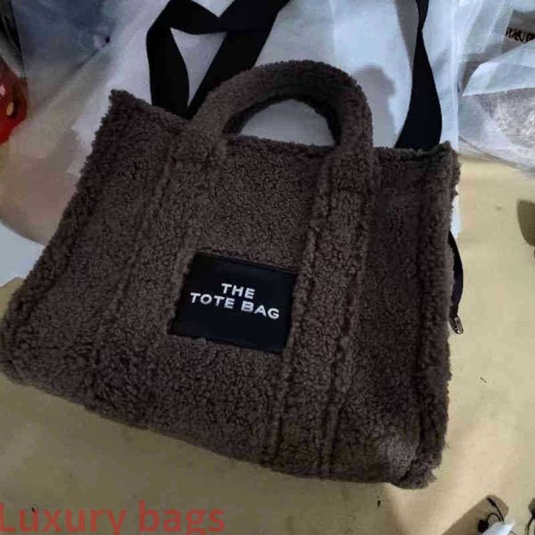 shopping bags designer bags totes handbags marc fur the tote bag women winter wool letter casual portable shoulder messenger bag 221026
shopping bags designer bags totes handbags marc fur the tote bag women winter wool letter casual portable shoulder messenger bag 221026