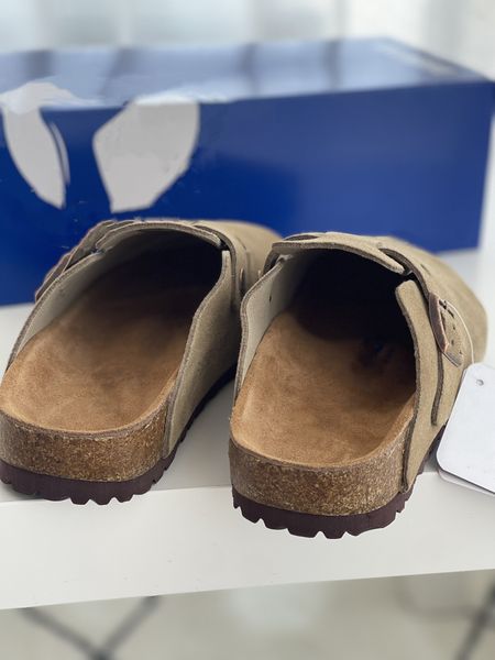 sandals boston soft footbed clog slippers slide shoes men women clogs mule suede leather buckle strap trainers designer woody outdoor, Black
sandals boston soft footbed clog slippers slide shoes men women clogs mule suede leather buckle strap trainers designer woody outdoor, Black