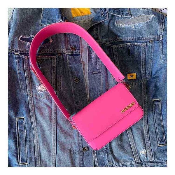 classic lady desiner bags jacquemee handbags ladies bag summer french ins niche design high sense of foreign style wide one shoulder leather
classic lady desiner bags jacquemee handbags ladies bag summer french ins niche design high sense of foreign style wide one shoulder leather