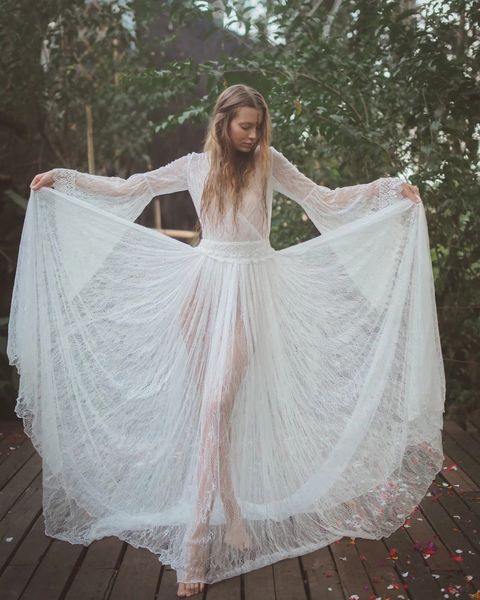 summer beach lace wedding dress 2023 for bride v-neck slit long puffy sleeves boho bridal gowns custom made vestidos de noiva, White
summer beach lace wedding dress 2023 for bride v-neck slit long puffy sleeves boho bridal gowns custom made vestidos de noiva, White