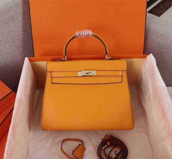 fashion bag 7a designers woman handbag classic soft cowhide tote genuine leather imported from france strap shoulder bags cross
fashion bag 7a designers woman handbag classic soft cowhide tote genuine leather imported from france strap shoulder bags cross