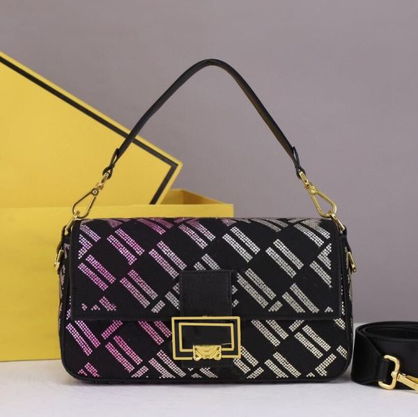 metal chain shoulder bag luxury brand genuine leather women handbags designer handbag elegant ladies diamond fashion clutch bags
metal chain shoulder bag luxury brand genuine leather women handbags designer handbag elegant ladies diamond fashion clutch bags