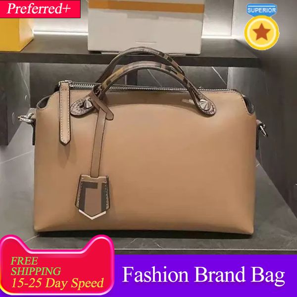 women fens designer shoulders bag big totes weave crossbody tote bags pequin pattern wide shoulder strap 5a quality
women fens designer shoulders bag big totes weave crossbody tote bags pequin pattern wide shoulder strap 5a quality