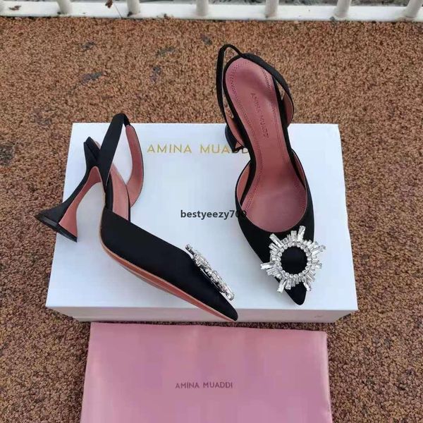 sandal amina muaddi fashion season shoes italy black begum crystal buckle pumps wedding party catwalk ksx
sandal amina muaddi fashion season shoes italy black begum crystal buckle pumps wedding party catwalk ksx