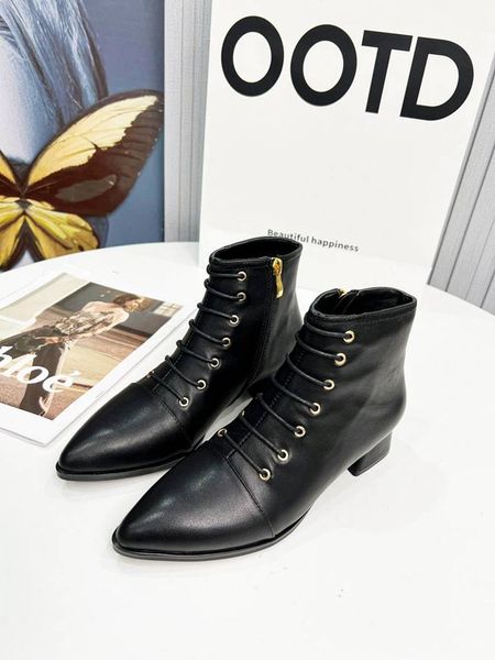 genuine leather womens boots ankle knight short chunky heel pointed toes luxury brand shoes autumn winter zip size 35-41, Black
genuine leather womens boots ankle knight short chunky heel pointed toes luxury brand shoes autumn winter zip size 35-41, Black