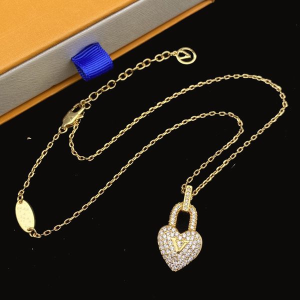 fashion designer pendant necklaces women crystal stainless steel gold silver rhinestone heart necklace anniversary gift fashion love pendant
fashion designer pendant necklaces women crystal stainless steel gold silver rhinestone heart necklace anniversary gift fashion love pendant