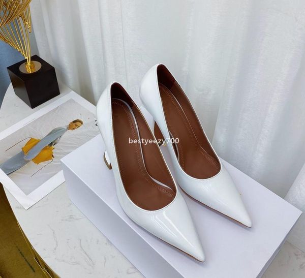 sandal amina muaddi designer ladies stiletto heels sandals high heels dress shoes crystal rivets unique letters in var geu, Black
sandal amina muaddi designer ladies stiletto heels sandals high heels dress shoes crystal rivets unique letters in var geu, Black