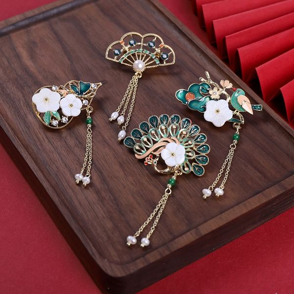 unique chinese pearl vintage enamel brooch classic handmade colored womens pin brooches clothes accessories decorations, Gray
unique chinese pearl vintage enamel brooch classic handmade colored womens pin brooches clothes accessories decorations, Gray