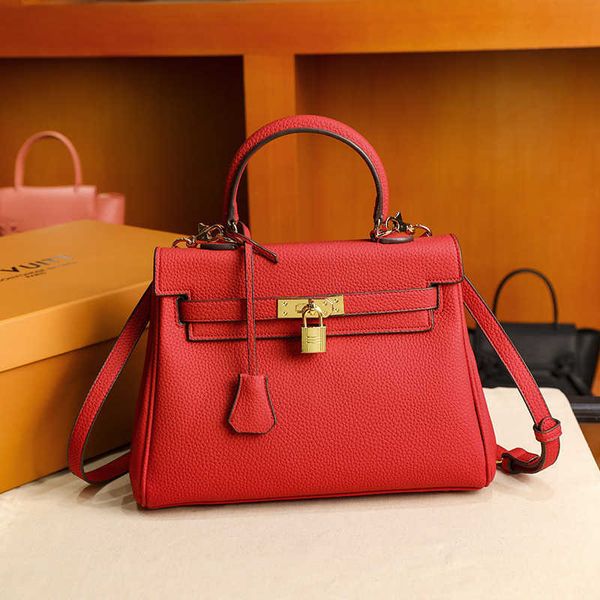 handbag classic herme bag 2022 fashion kelies bridal red hand leisure large capacity one shoulder messenger
handbag classic herme bag 2022 fashion kelies bridal red hand leisure large capacity one shoulder messenger