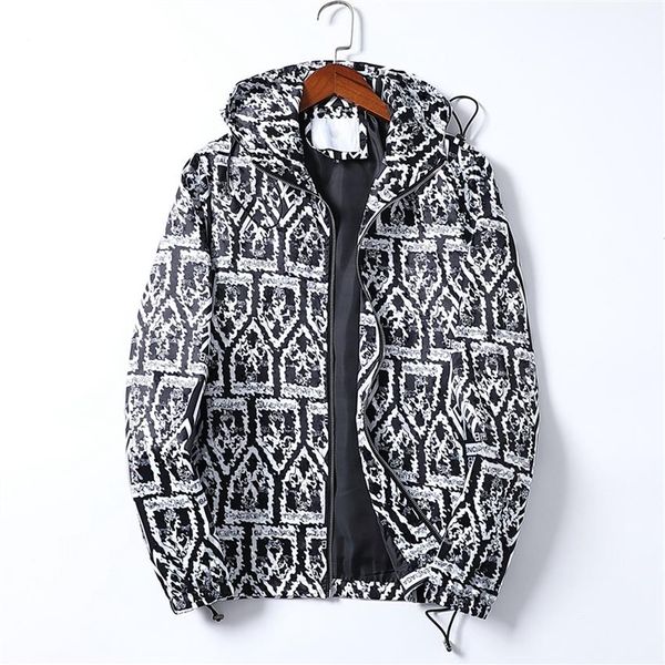 2021 famous designer zipper jacket for men fashion printing slim pocket mens windbreakers jackets casual baseball men's hoodi315t, Black;brown
2021 famous designer zipper jacket for men fashion printing slim pocket mens windbreakers jackets casual baseball men's hoodi315t, Black;brown