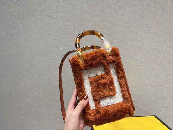 5a women bag mini tote shoulder bag official lamb hair open musical score bag fashion amber handle f 2023 luxury brand 2023
5a women bag mini tote shoulder bag official lamb hair open musical score bag fashion amber handle f 2023 luxury brand 2023