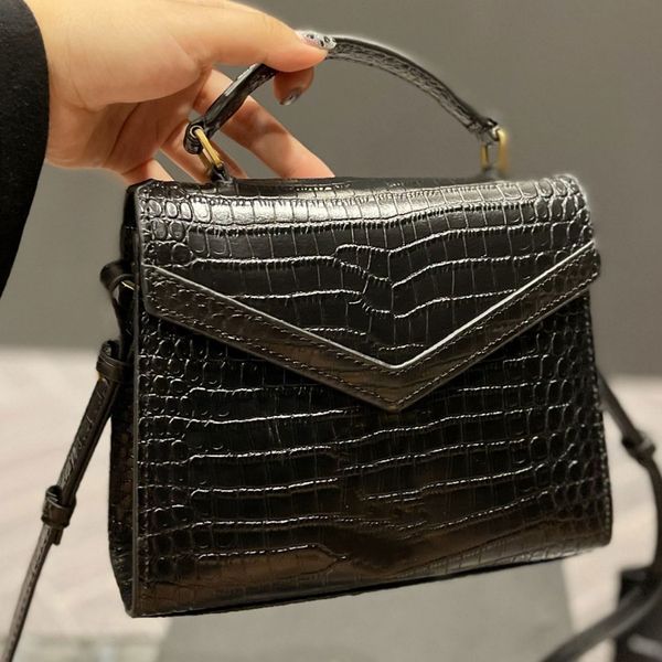 cassandra medium handle bag in grain de poudre embossed leather designer flap pivoting closure handbag metal hardware totes luxury shoulder
cassandra medium handle bag in grain de poudre embossed leather designer flap pivoting closure handbag metal hardware totes luxury shoulder
