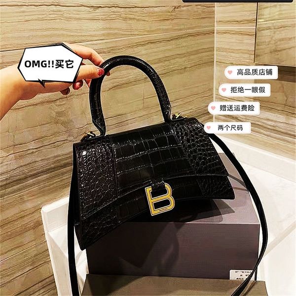 designer bags balencige new b-shaped hourglass bag cowhide crocodile pattern advanced sense versatile one shoulder messenger bag net red sam
designer bags balencige new b-shaped hourglass bag cowhide crocodile pattern advanced sense versatile one shoulder messenger bag net red sam