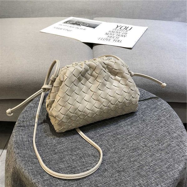 designer herme luxurious bottess bags venetas genuine leather woven cloud 2022 new women's spring and summer simple versatile texture p
designer herme luxurious bottess bags venetas genuine leather woven cloud 2022 new women's spring and summer simple versatile texture p
