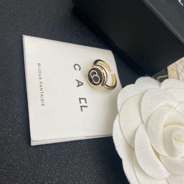 classic charm style ring fashion brand designer quality luxury opening ring adjustable for women selected couple gift elegant delicate never, Golden;silver
classic charm style ring fashion brand designer quality luxury opening ring adjustable for women selected couple gift elegant delicate never, Golden;silver