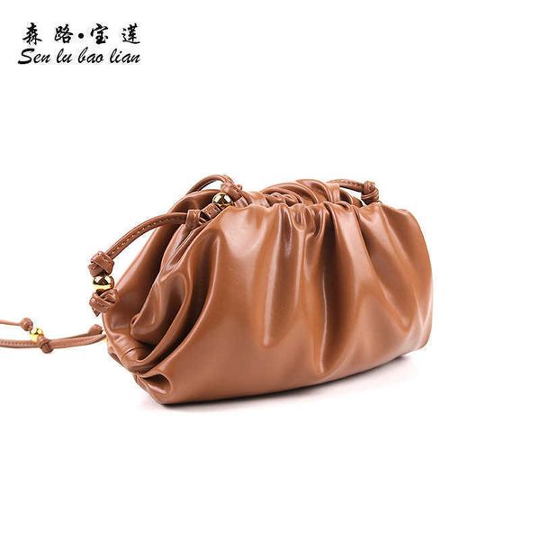 designer herme luxurious bottess bags venetas cloud 2022 autumn new fashion soft leather ins diagonal straddle one shoulder hand held dump h
designer herme luxurious bottess bags venetas cloud 2022 autumn new fashion soft leather ins diagonal straddle one shoulder hand held dump h