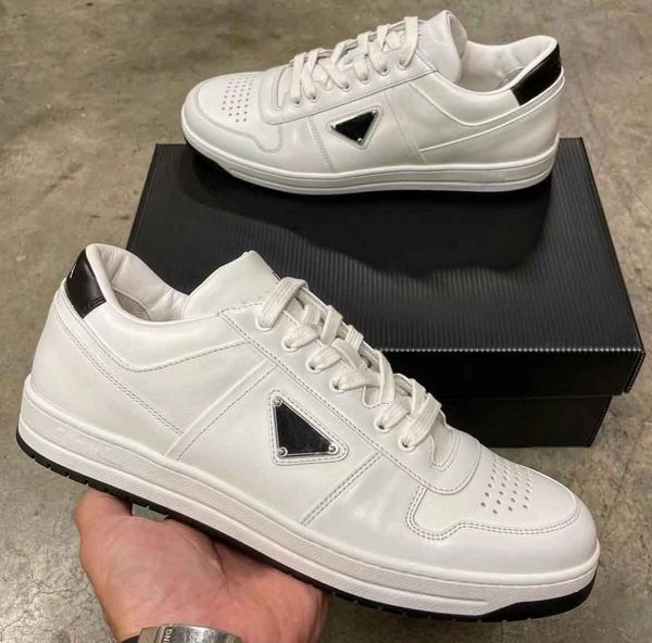 luxury men downtown leather sneakers shoes mesh metal triangle lace up casual walking technical fabrics rubber sole district trainer, Black
luxury men downtown leather sneakers shoes mesh metal triangle lace up casual walking technical fabrics rubber sole district trainer, Black