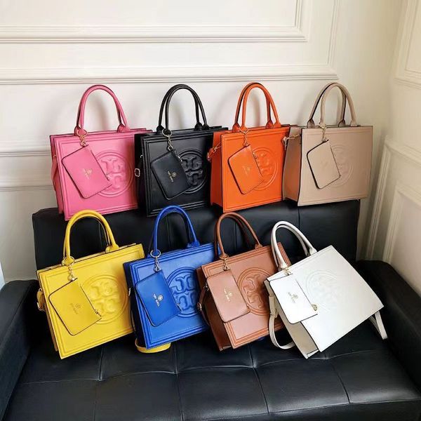 fashion luxury bag wallet new 2023 women's bags can be customized and mixed with large embossed bags
fashion luxury bag wallet new 2023 women's bags can be customized and mixed with large embossed bags