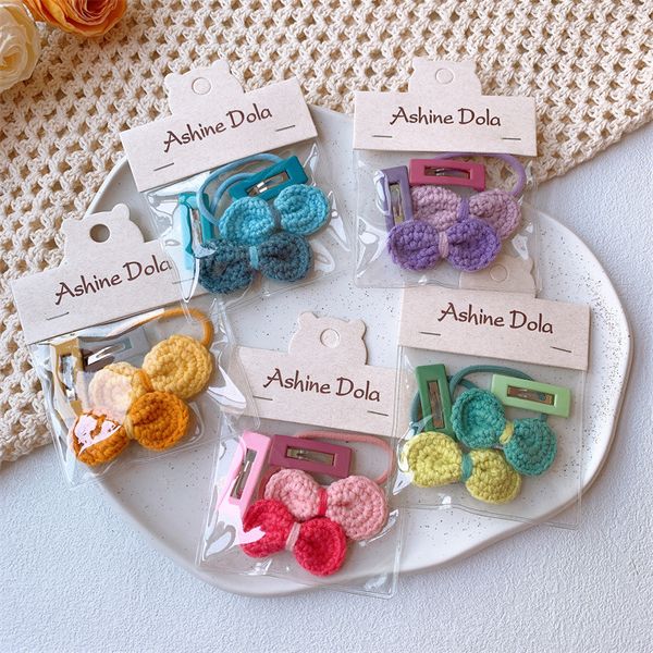 4 pcs new fashion sweet girl princess simple square bb clip korean children's cute wool bow rubber band hair rope headwear, Slivery;white
4 pcs new fashion sweet girl princess simple square bb clip korean children's cute wool bow rubber band hair rope headwear, Slivery;white