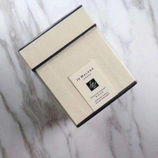 aromatherapy v perfume candle fragrance 220g dehors ii neige feuilles d'or lle blanche l'air du jardin with sealed gift box premie
aromatherapy v perfume candle fragrance 220g dehors ii neige feuilles d'or lle blanche l'air du jardin with sealed gift box premie