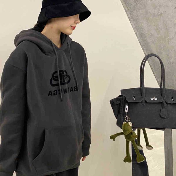 fashion couples balencigas hoodies sweater 2022 lock-in autumn winter hooded paris red wind loose fried street couple clothes, Black
fashion couples balencigas hoodies sweater 2022 lock-in autumn winter hooded paris red wind loose fried street couple clothes, Black