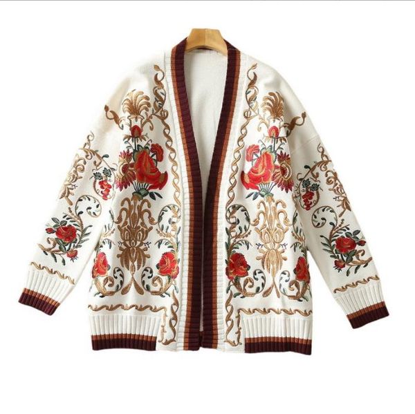 10012 2022 autumn sweaters women's cardigan embroidery white v neck long sleeve brand same style women's sh, White;black
10012 2022 autumn sweaters women's cardigan embroidery white v neck long sleeve brand same style women's sh, White;black