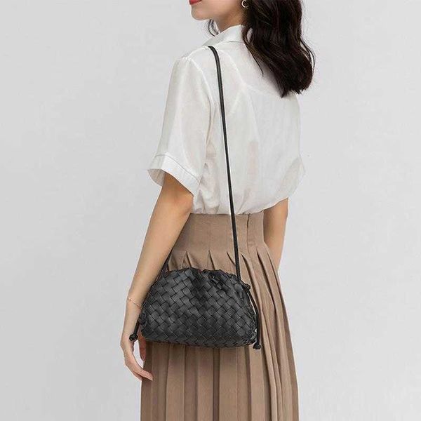 designer herme luxurious bottess bags venetas ins super fire cloud woven women's 2022 new sweet fashion hand-held d have a logo
designer herme luxurious bottess bags venetas ins super fire cloud woven women's 2022 new sweet fashion hand-held d have a logo