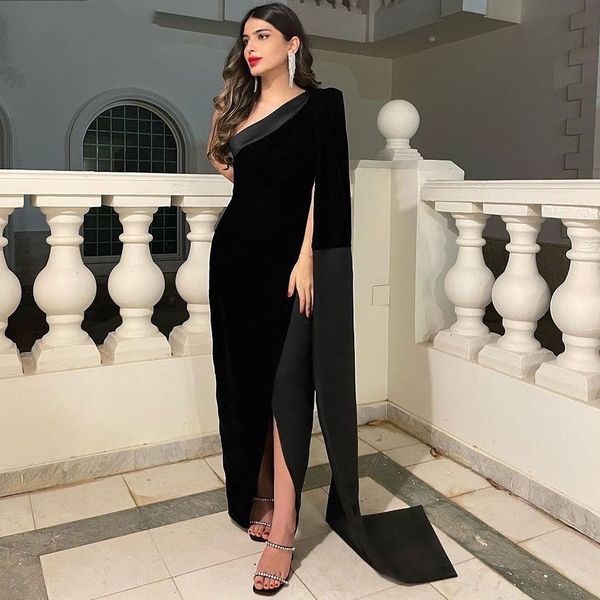black straight arabia prom dresses velvet satin one long sleeve women's party gowns slit side evening dress dubai robes de soiree 2023
black straight arabia prom dresses velvet satin one long sleeve women's party gowns slit side evening dress dubai robes de soiree 2023