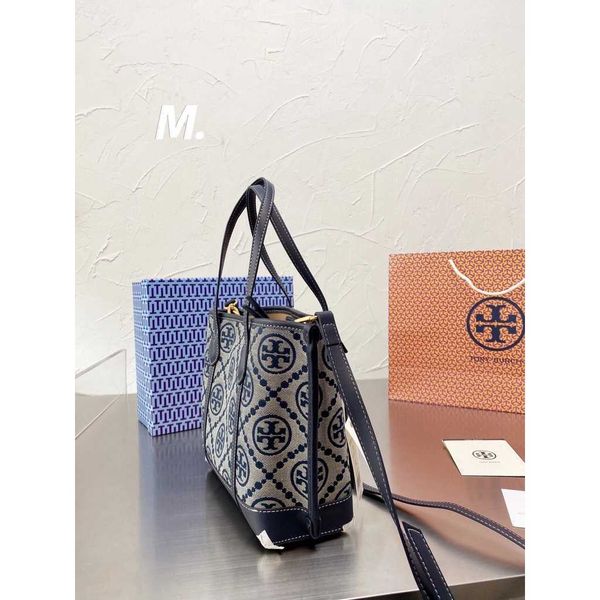 bruch 2022 tb latest fashion tb mini tote bag messenger shoulder handbag ladies canvas travel female handbags crossbody toyr
bruch 2022 tb latest fashion tb mini tote bag messenger shoulder handbag ladies canvas travel female handbags crossbody toyr