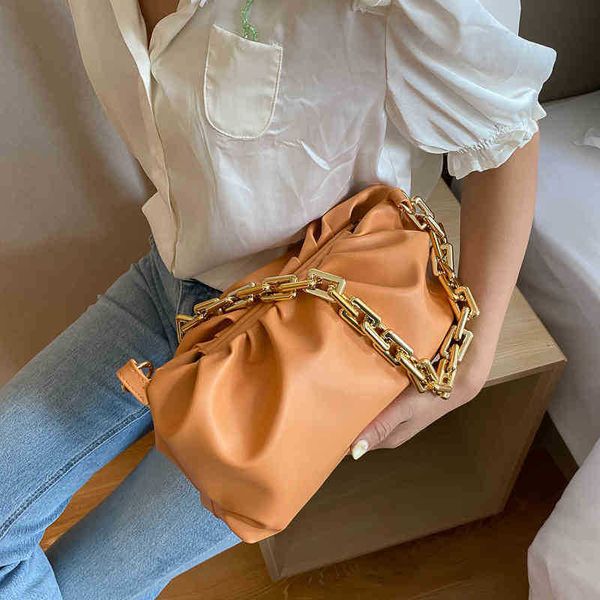 designer bottegas ladies venetas cloud small bag 2022 new fashion foreign chain pleated mesh red crossbody women's one shoulder underar
designer bottegas ladies venetas cloud small bag 2022 new fashion foreign chain pleated mesh red crossbody women's one shoulder underar