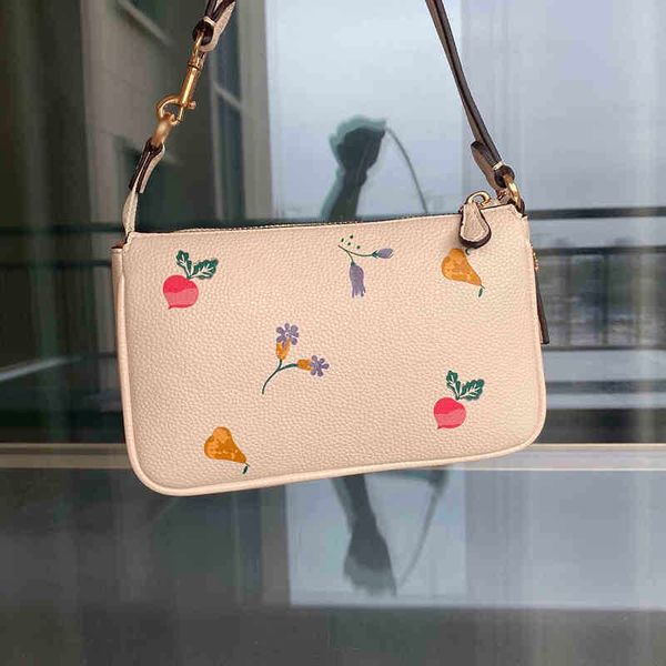 designer luxury women the tote bag fashion versatile handbags shoulder crossbody bags purse telfars totes large capacity saddle wallets 7a 7
designer luxury women the tote bag fashion versatile handbags shoulder crossbody bags purse telfars totes large capacity saddle wallets 7a 7