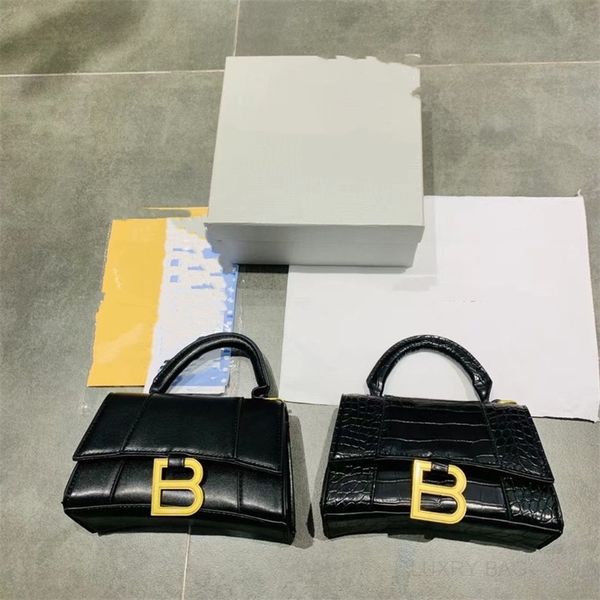 designer hourglass bags balencige women's new french high sense handbag vintage crocodile pattern single shoulder messenger bag fashion
designer hourglass bags balencige women's new french high sense handbag vintage crocodile pattern single shoulder messenger bag fashion