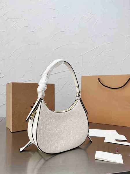 designer luxury women bag coaoh handbag fashion inclined shoulder bags versatile purses coich totes large capacity saddle coacl wallet 5a cd
designer luxury women bag coaoh handbag fashion inclined shoulder bags versatile purses coich totes large capacity saddle coacl wallet 5a cd