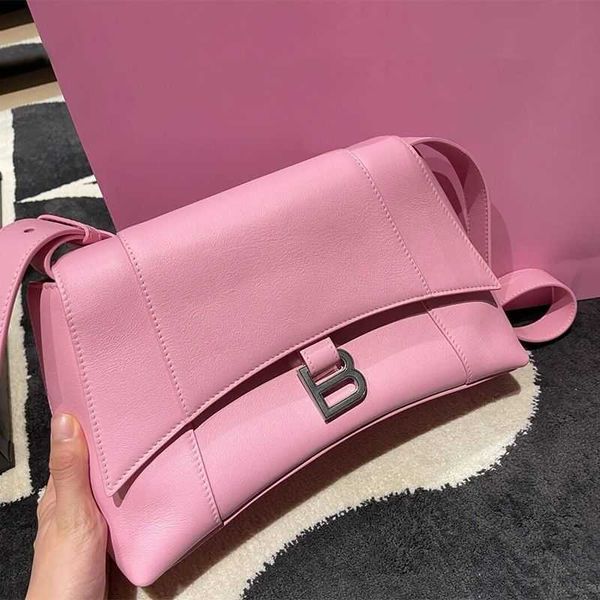 bags designer balencigas totes leather women's bag fashion letter buckle hourglass armpit single shoulder diagonal high
bags designer balencigas totes leather women's bag fashion letter buckle hourglass armpit single shoulder diagonal high