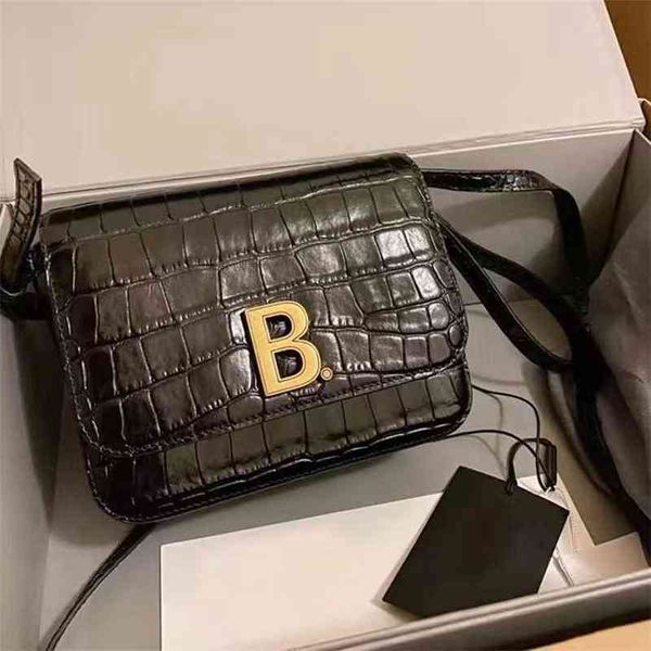 designer handbags hourglass balencigas bags buckle leather bean curd small square one shoulder messenger bag wan
designer handbags hourglass balencigas bags buckle leather bean curd small square one shoulder messenger bag wan