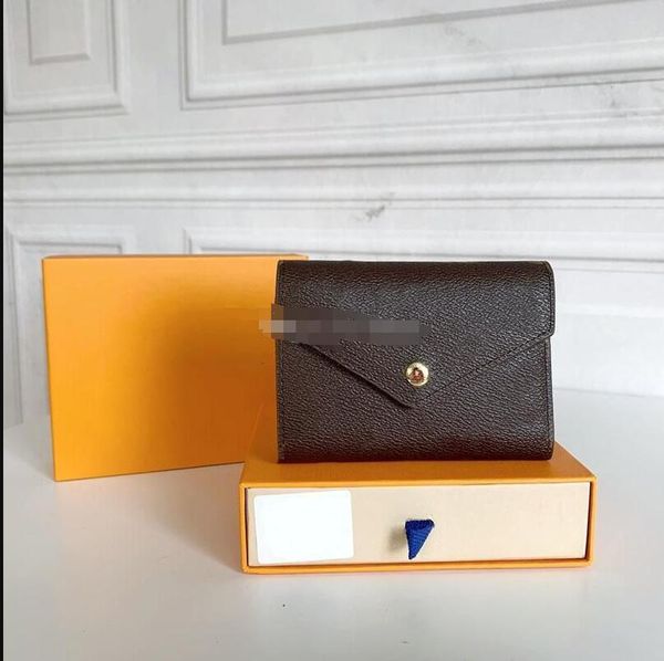 2022 designer wallets women credit card holder bags fashion a variety of styles and colors available wholesale short wallet purse with box, Red;black
2022 designer wallets women credit card holder bags fashion a variety of styles and colors available wholesale short wallet purse with box, Red;black