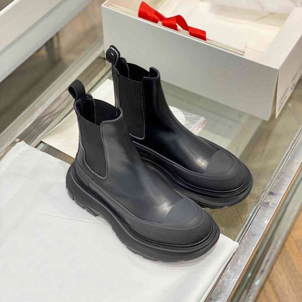 famous brand men women boots r fashion luxury black leather waterproof boots outdoor couple casual shoes dust bag size 35-45
famous brand men women boots r fashion luxury black leather waterproof boots outdoor couple casual shoes dust bag size 35-45