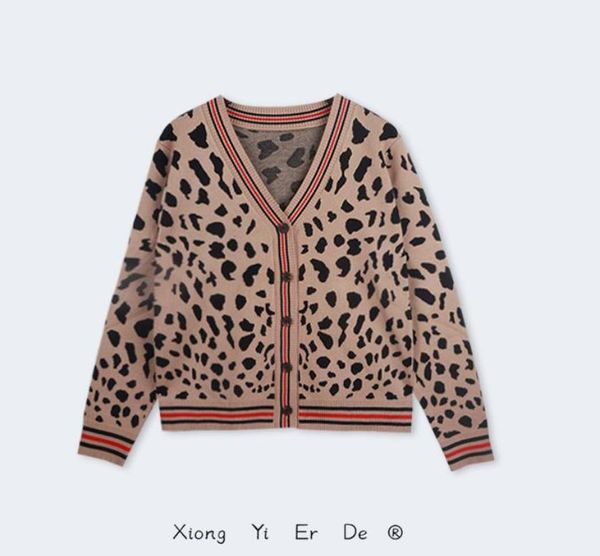 22gg women cardigan warm knitted sweater jacket luxury ggity pocket embroidery cardigans coat lady loose sweaters, White;black
22gg women cardigan warm knitted sweater jacket luxury ggity pocket embroidery cardigans coat lady loose sweaters, White;black