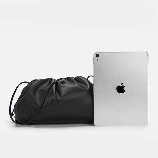 designer herme luxurious bottess bags venetas same cowhide women's cloud one shoulder fold hand soft skin dumpling have a logo
designer herme luxurious bottess bags venetas same cowhide women's cloud one shoulder fold hand soft skin dumpling have a logo