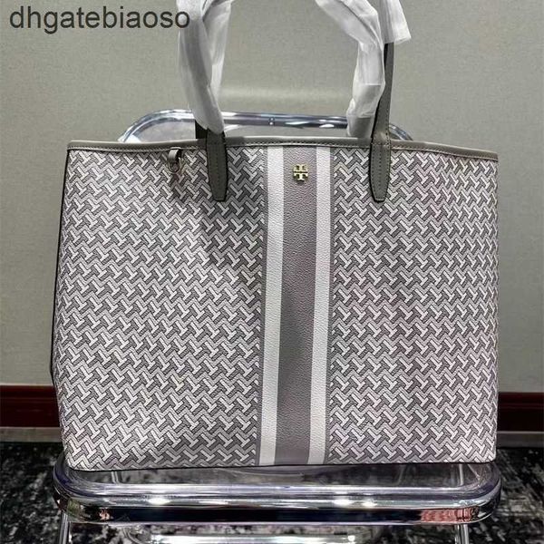 bag t0rys burchs bags classic 22 designer old flower color portable tote one shoulder shopping large capacity women's fashion versatile
bag t0rys burchs bags classic 22 designer old flower color portable tote one shoulder shopping large capacity women's fashion versatile