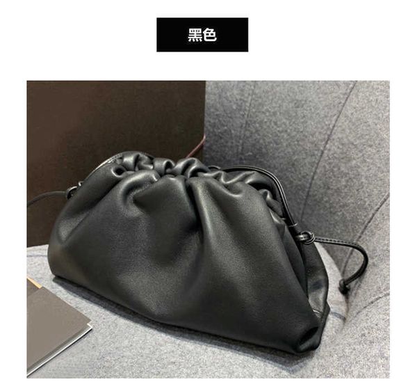 designer herme luxurious bottess bags venetas 2022 new cloud pleated dumpling one shoulder crossbody women's small versa have a logo
designer herme luxurious bottess bags venetas 2022 new cloud pleated dumpling one shoulder crossbody women's small versa have a logo