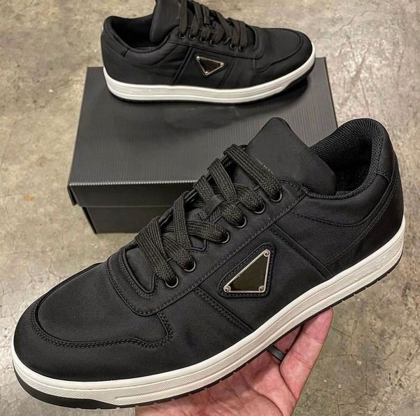professional men downtown leather sneakers shoes mesh metal triangle casual walking technical fabrics rubber sole district trainer eu38-46, Black
professional men downtown leather sneakers shoes mesh metal triangle casual walking technical fabrics rubber sole district trainer eu38-46, Black