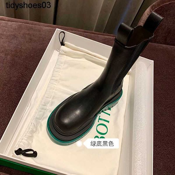 b triangle v new martin boots women's autumn and winter plush green soled medium thick soled british style chelsea chimney boots, Black
b triangle v new martin boots women's autumn and winter plush green soled medium thick soled british style chelsea chimney boots, Black