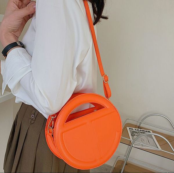 wallets new fashion portable handbag women single shoulder messenger bags small round bag versatile trend bag, Red;black
wallets new fashion portable handbag women single shoulder messenger bags small round bag versatile trend bag, Red;black