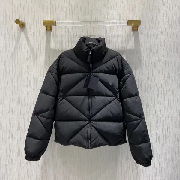 jacket designer down jackets coat mens womens winter parkas short warm coats recycled nylon fabric new autumn parka coats, Black
jacket designer down jackets coat mens womens winter parkas short warm coats recycled nylon fabric new autumn parka coats, Black